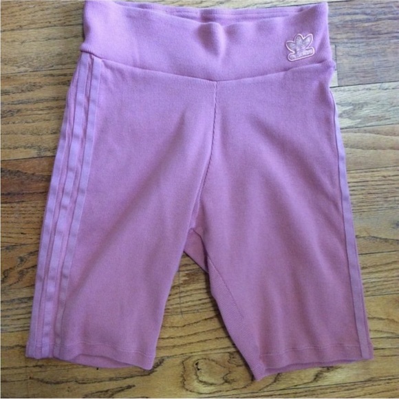 Women’s Adidas Matching Set - Picture 7 of 12